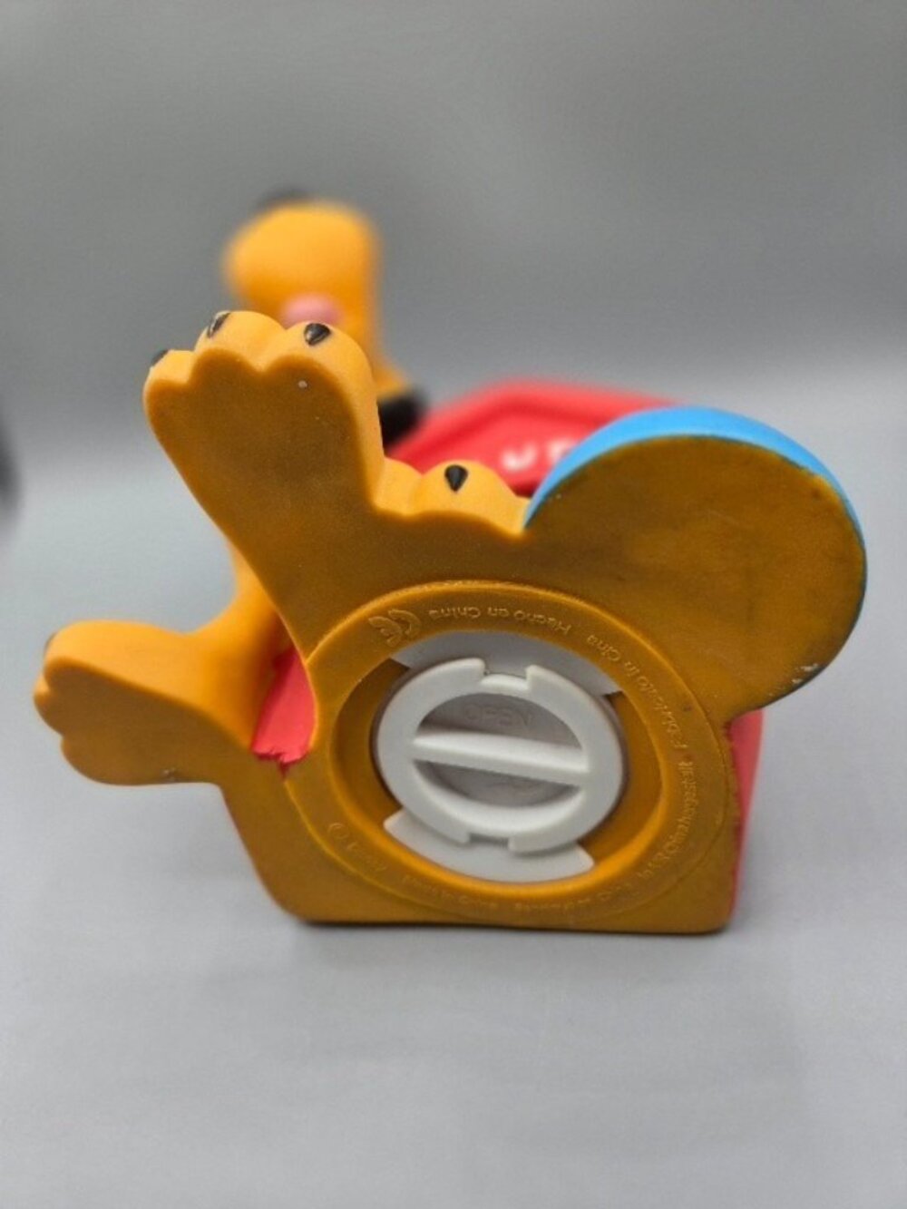 Vintage Walt Disney Pluto Red Doghouse Coin Bank With Orig Stopper Plug Cartoon - Picture 5 of 7